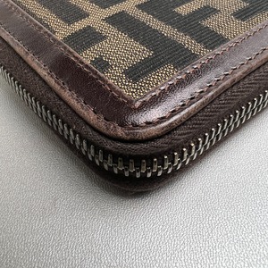 FENDI フェンディ 30851  ズッカ キャンバス 長財布 ブラウン A-11485