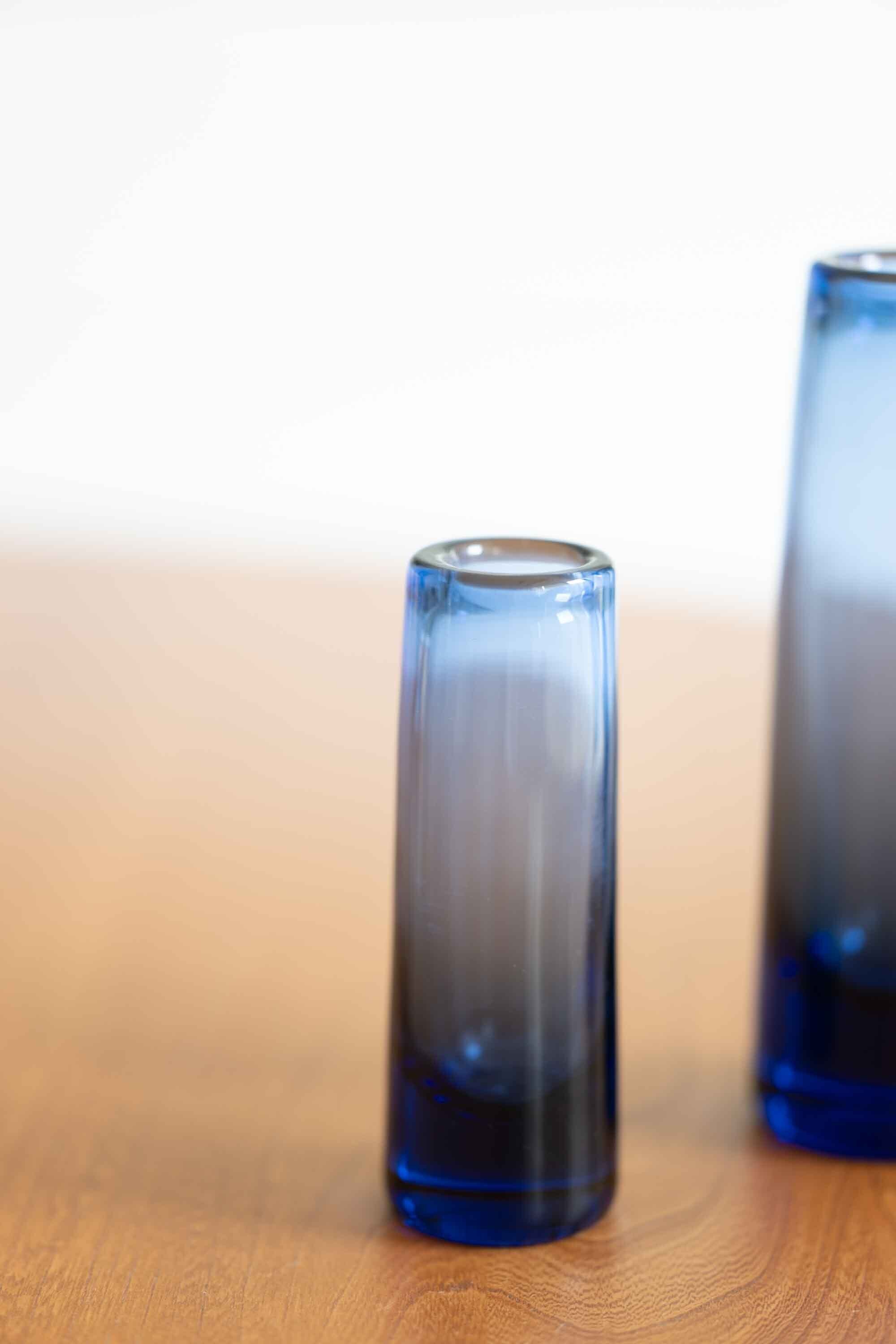 ホルムガード (HOLMEGAARD )社 花瓶 ブルー小 Per Lutken ペア・ルトゥキン デザイン Per Lutken ペア・ルトゥキンのサイン有り