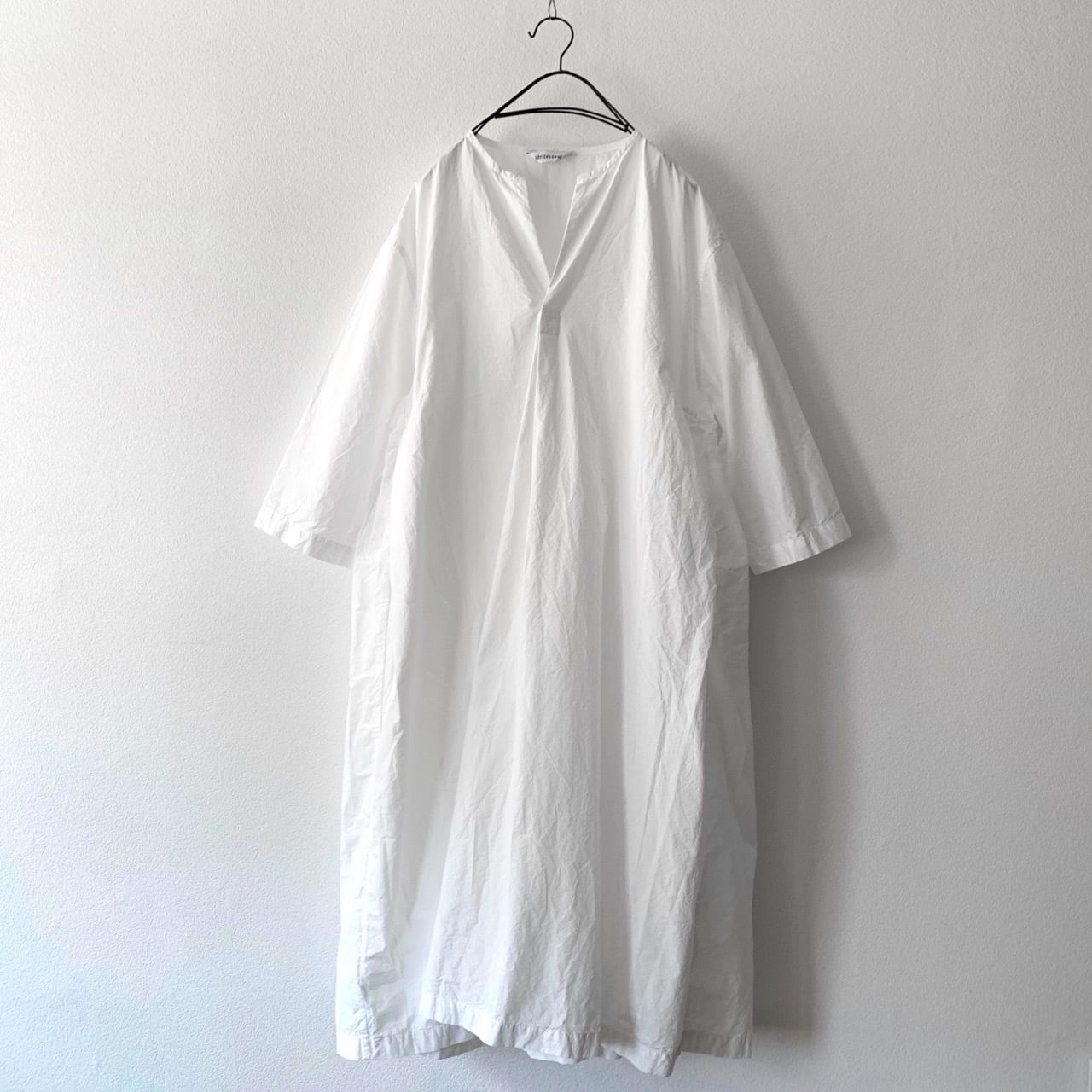 Veritecoeur VC-2553 Vネックリブワンピース | hanahana