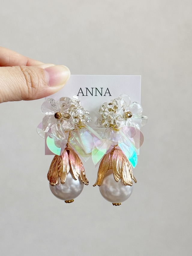 クリアフラワーのつぼみアクセサリー