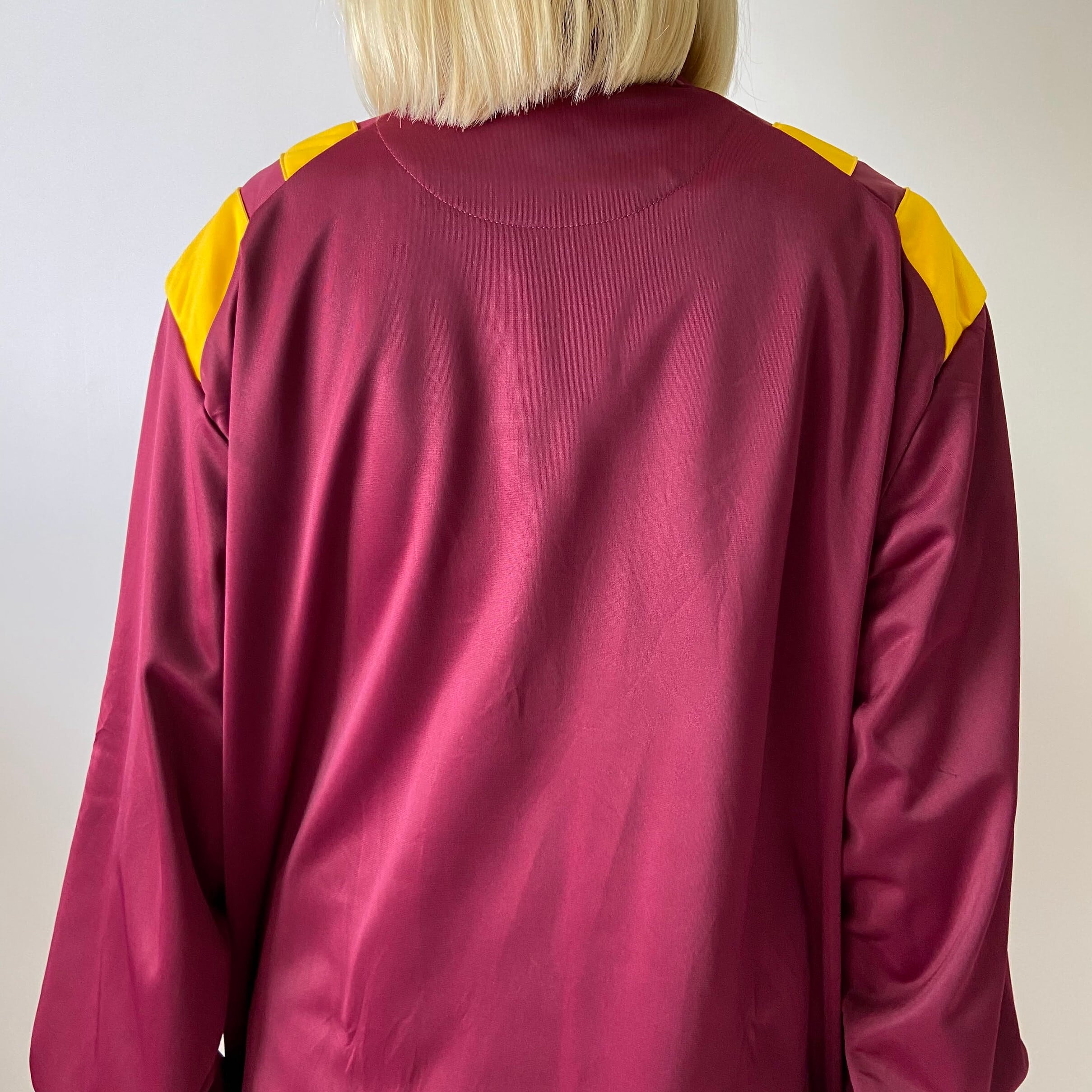NBA cleveland cavaliers チームロゴ 刺繍 トラックジャケット
