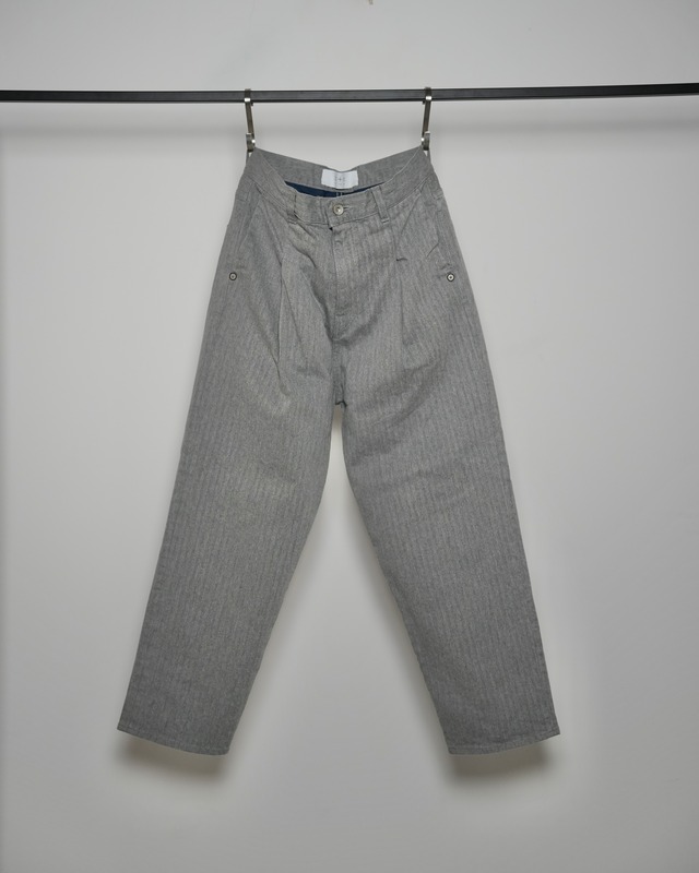 【ME TO ME】Denim Trousers / GRAY