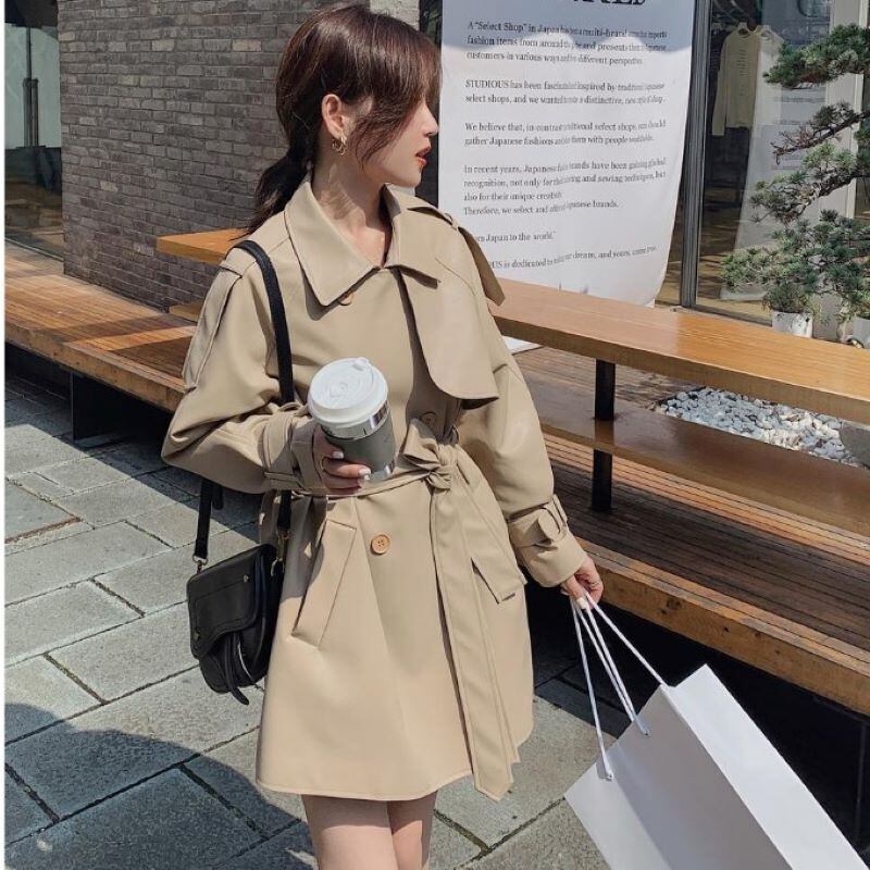 エコレザー トレンチコート レディース アウター コート ショートトレンチコート ボリューム袖コート 袖ボリューム 春 アウター レディース アウター トレンチコート ジャケット ライトアウター レザー ジャケット 春新作 春 春服 新作 ベージュ P8187 Kirari きらり