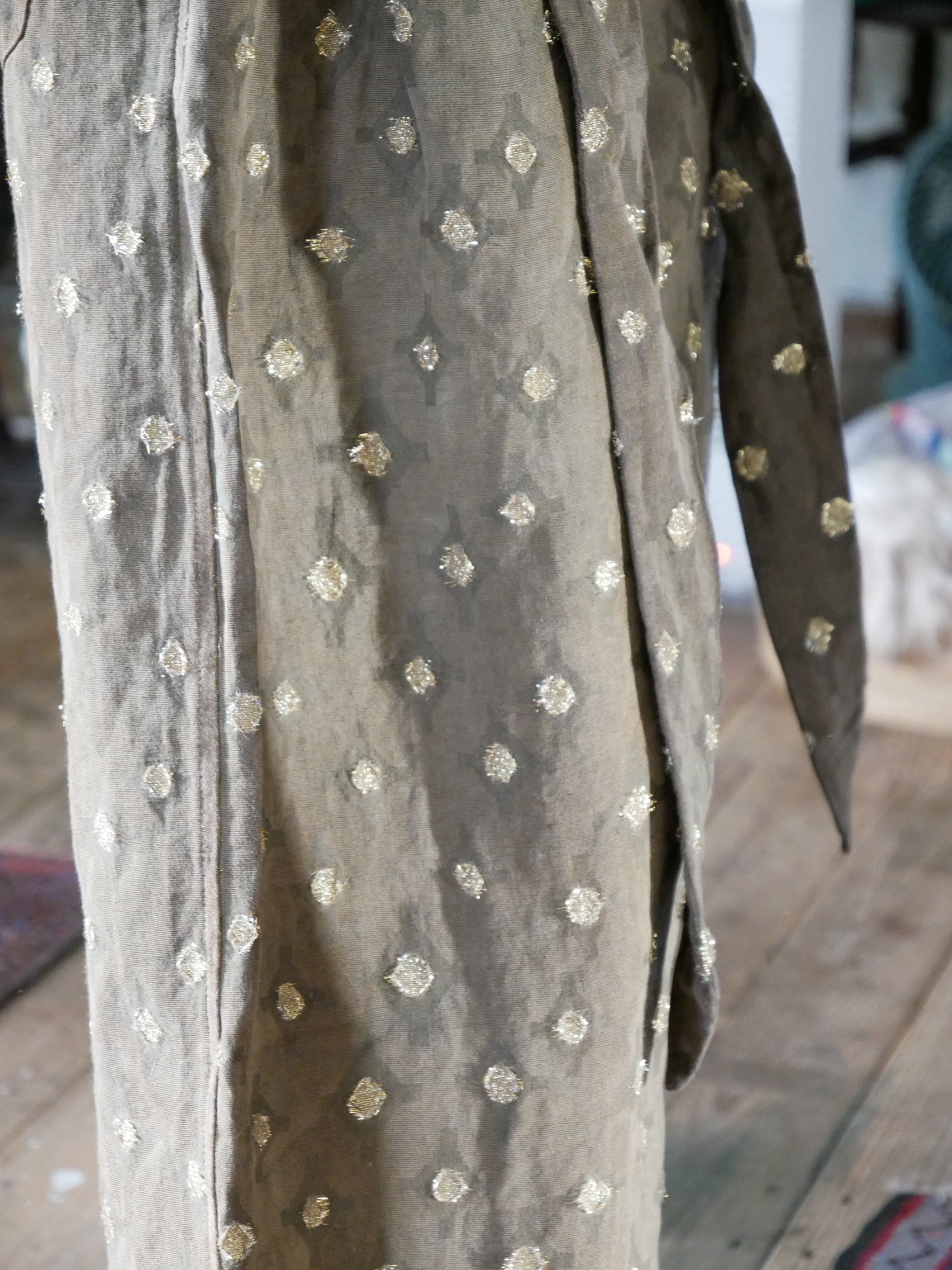 yurtao ユルタオ　金ラメブラウス YURTAO】ラメカントリークロス カシュクールブラウス ギャザースリーブ