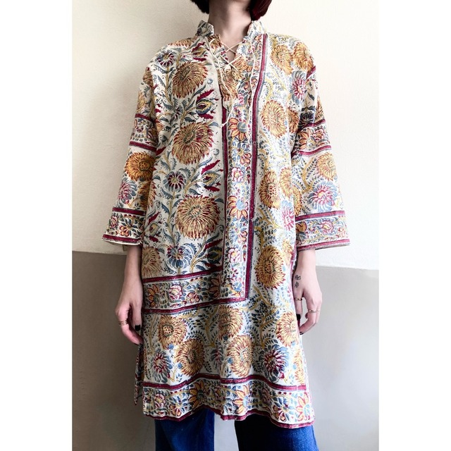 1970s India Cotton Lace Up Long Shirt
