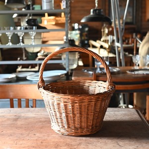 Basket / バスケット〈 かご・ラタン・収納・カフェ・店舗什器・アンティーク・ヴィンテージ 〉113703