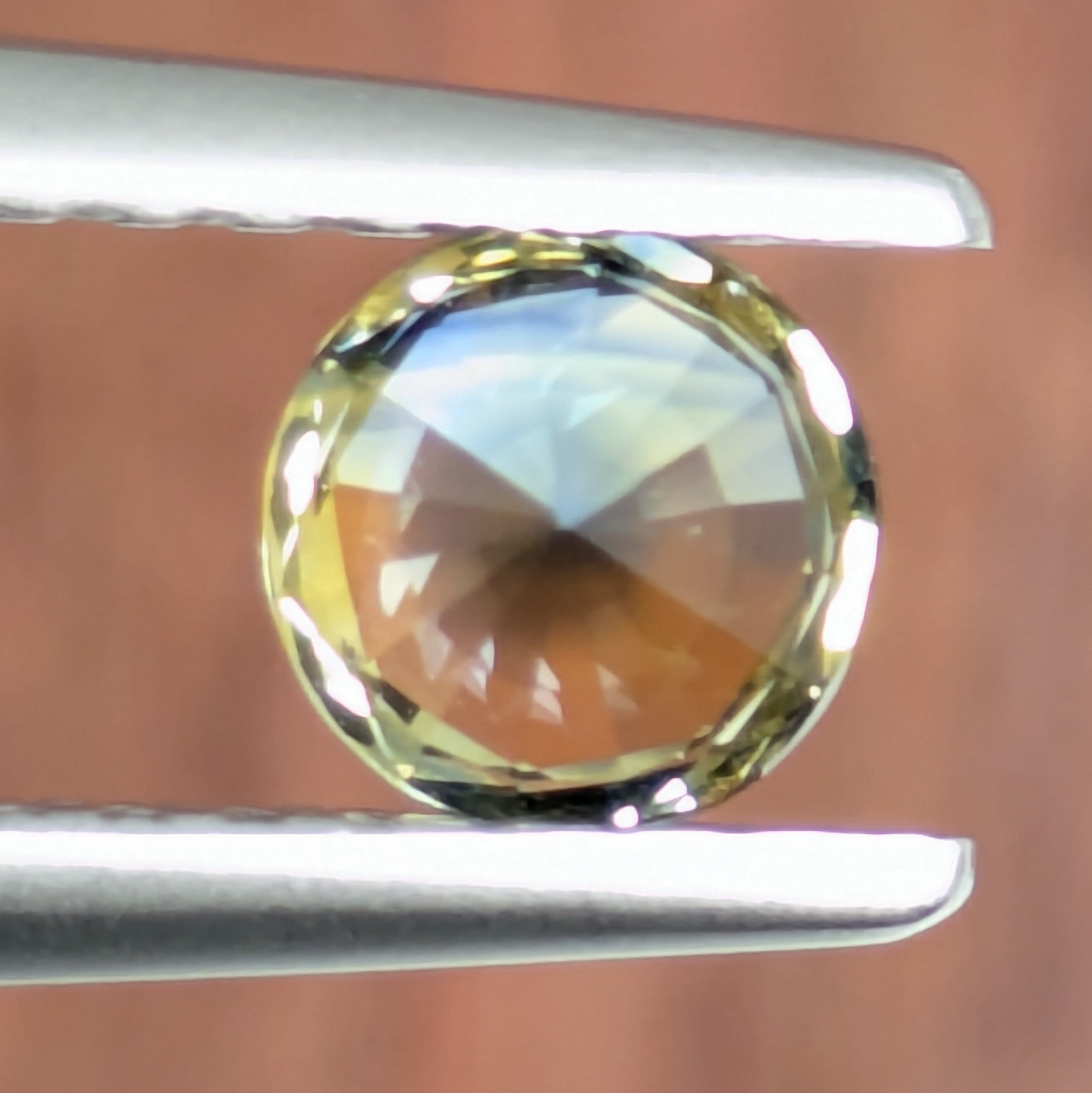 バイカラーサファイア ルース マダガスカル産【0.42ct】PRO209530