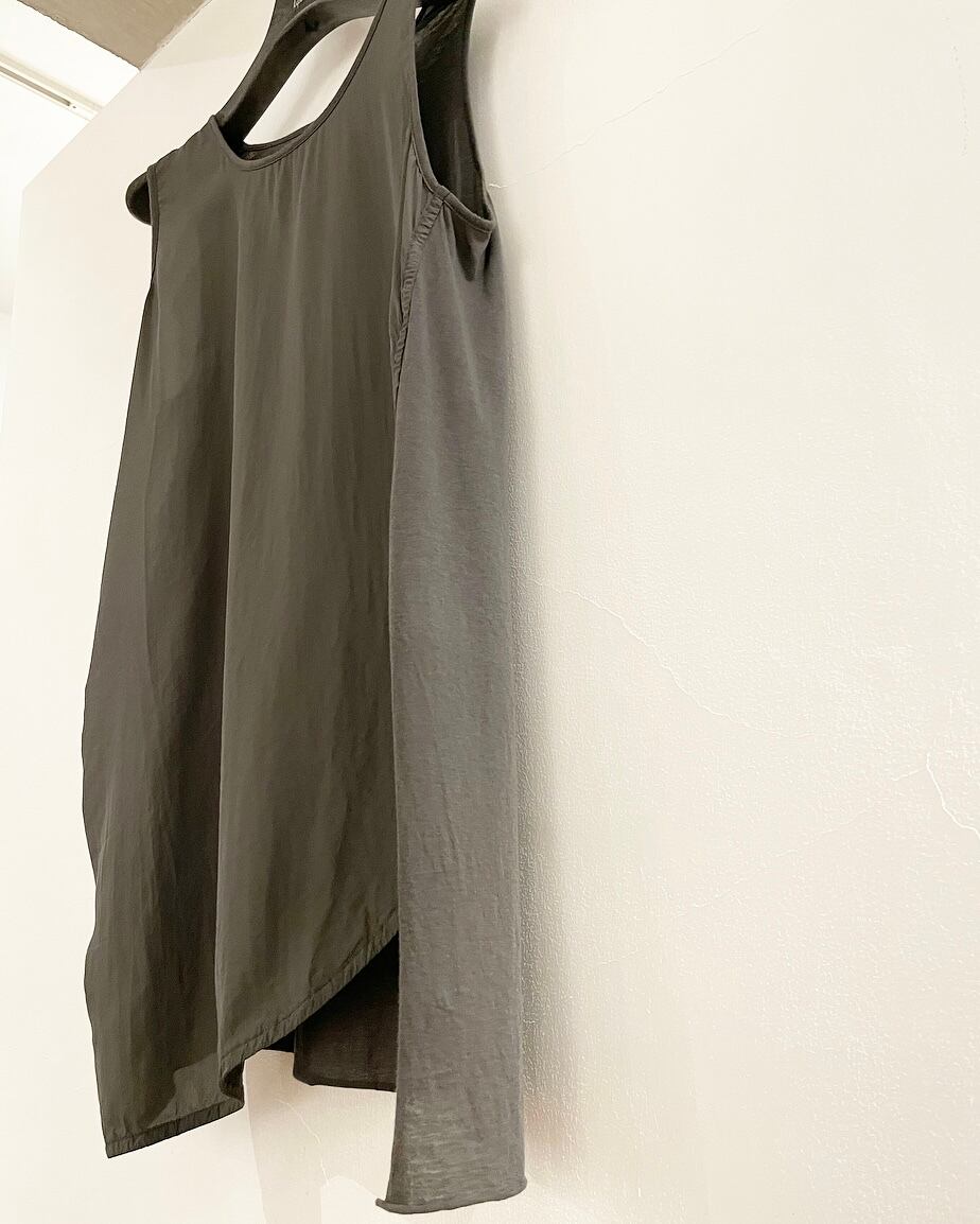新品 ROQUE by ILARIA NISTRI ノースリーブトップス | mapolis