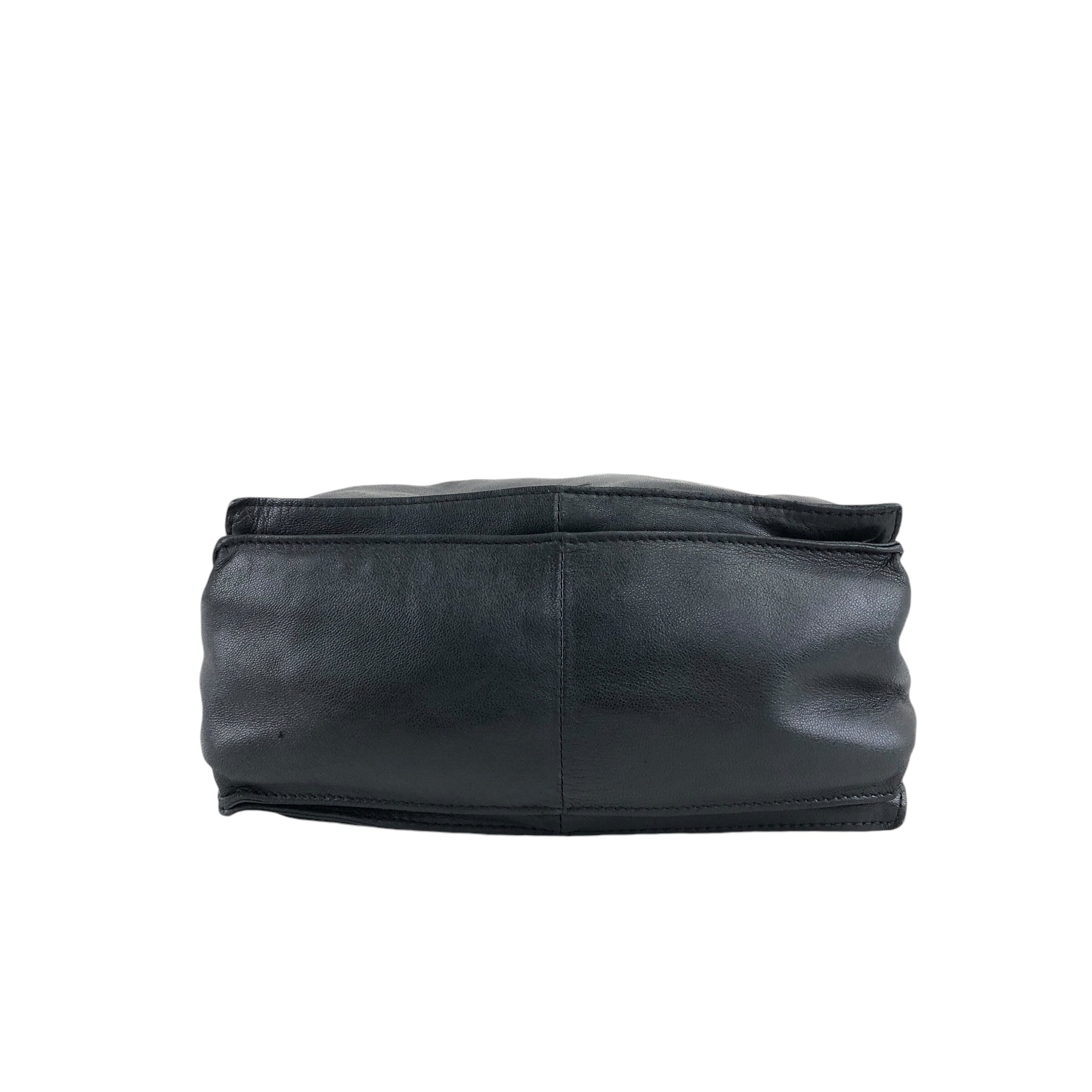 LOEWE ロエベ フラメンコ ショルダーバッグ ブラック タッセル LOEWE ロエベ フラメンコ ショルダーバッグ ブラック タッセル