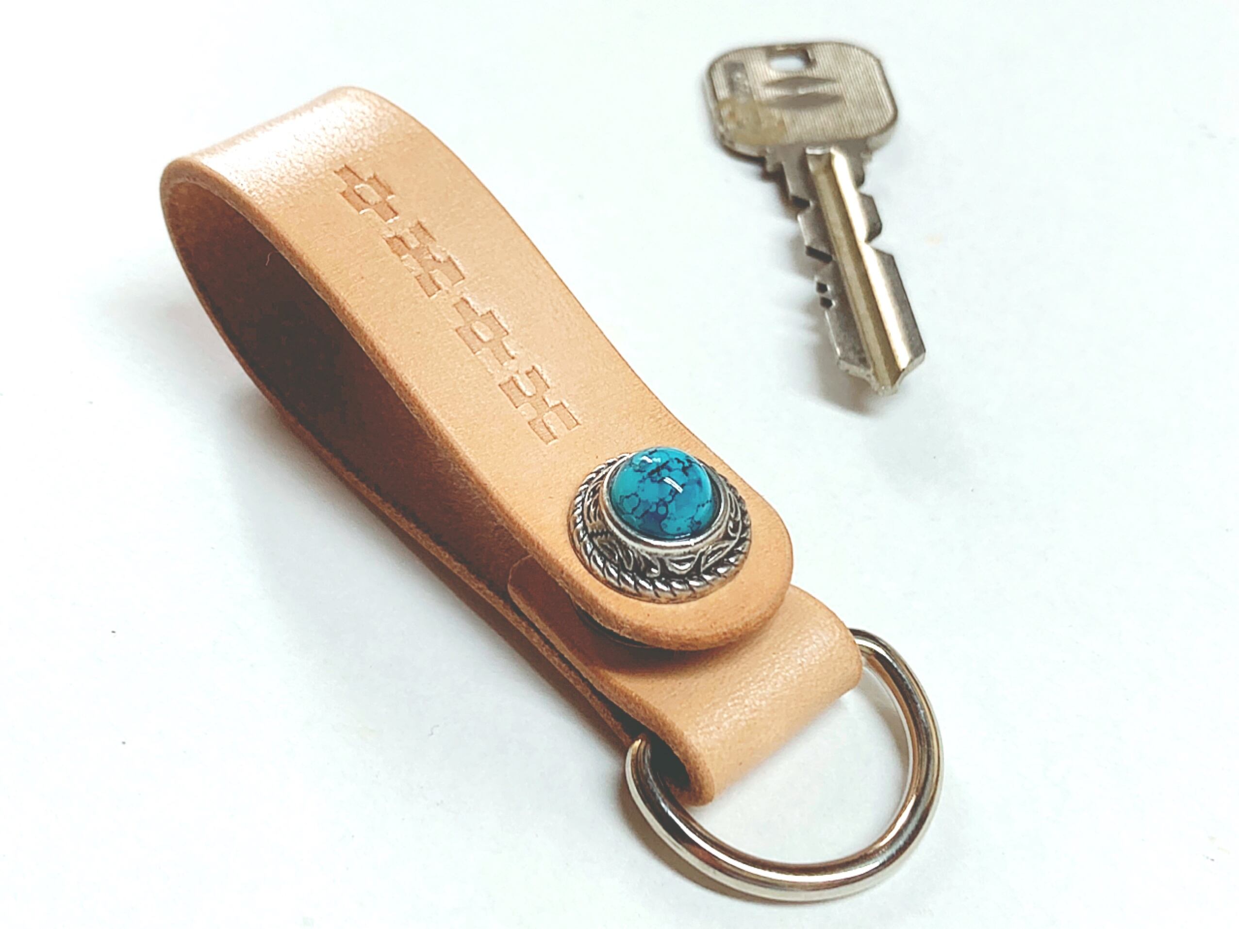 人気すぎて再々…入荷‼️「ヌメ革キーホルダー」 | 沖縄やんばる 人気すぎて再々…入荷‼️「ヌメ革キーホルダー」 | 沖縄やんばる