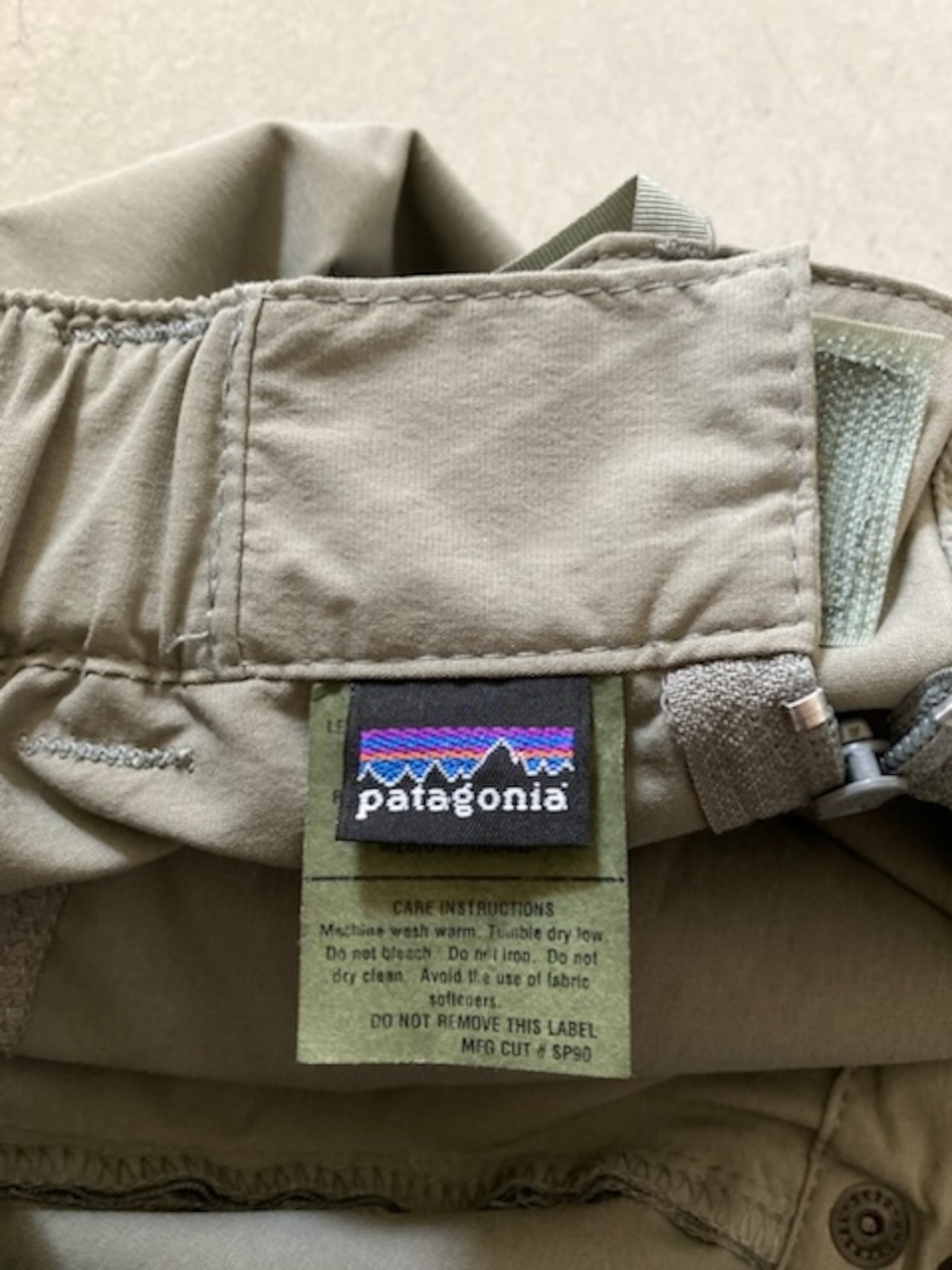 M-REG：patagonia パタゴニア MARS Level5 ソフトシェル パンツ デッド 