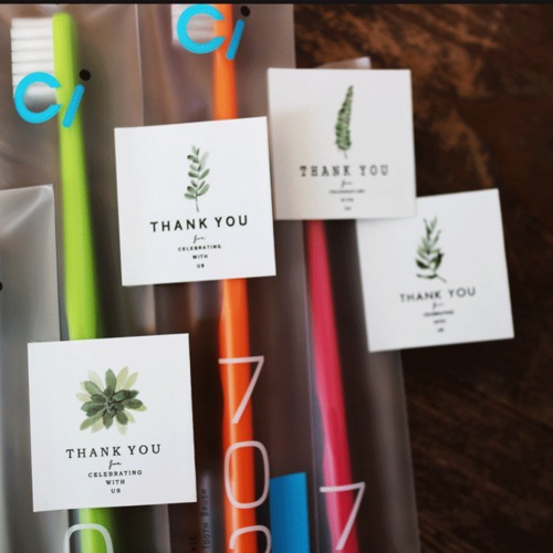 10本以下ご購入用【プチギフト】 HAPPY BRUSH 1本165円