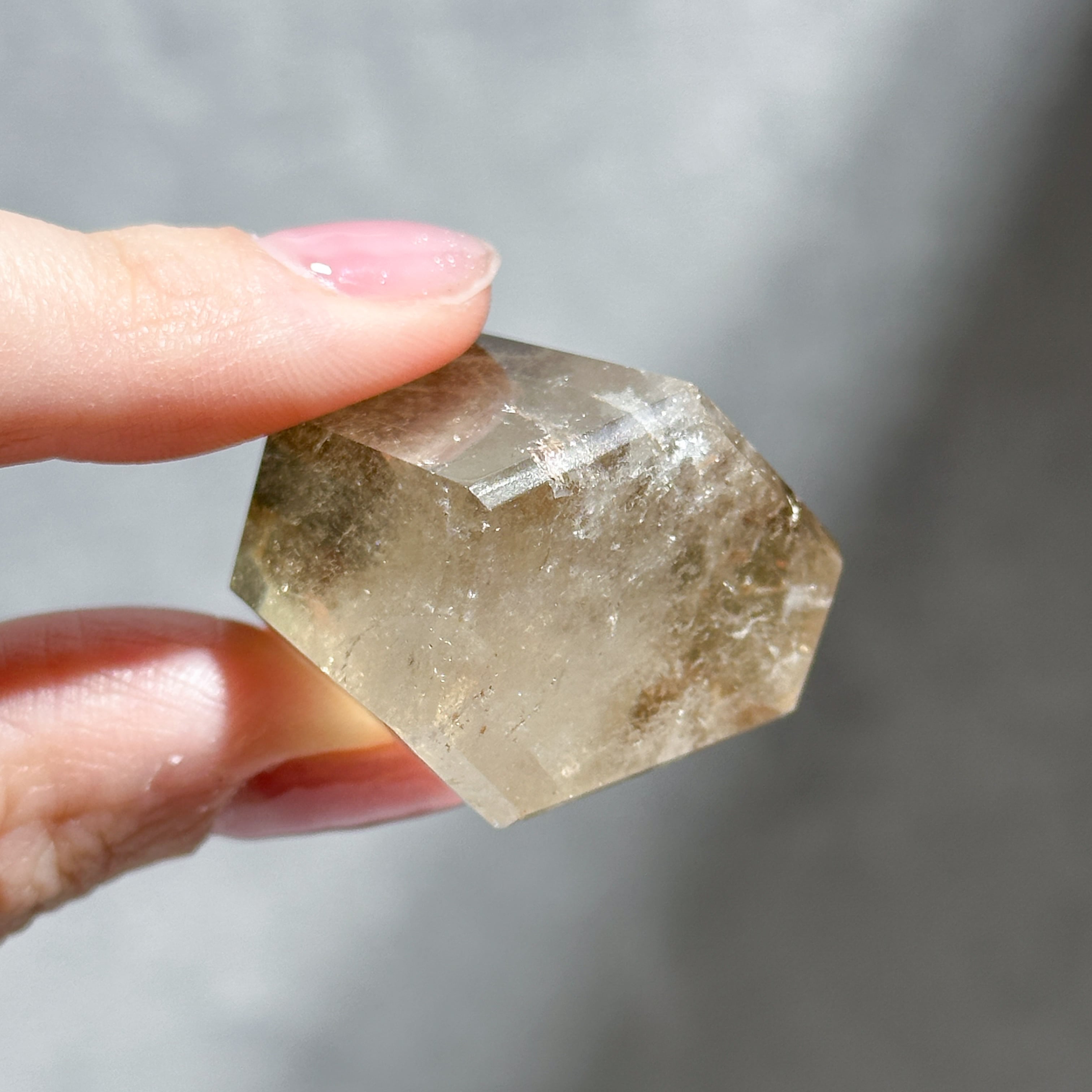 シトリン（黄水晶） タワー44◇ Citrine ◇ 天然石・鉱物