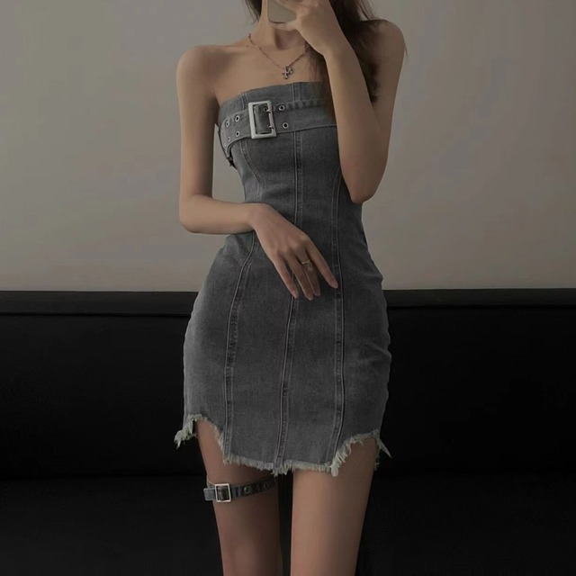 レディース ワンピース デニム ショート 袖なし オフショルダー Aライン ストリート ファスナー ハイウエスト 大人可愛い きれいめ シンプル おしゃれ かっこいい レトロ ラフ ガーリー クール 都会的 ロマンティック セクシー 無地 春 夏 通勤 デート お出かけ お泊まり イベント リゾート 旅行 レストラン ビーチ 女子会 休日 バカンス ホテル ショッピング コンサート ライブ カフェ フェス 韓国 コーデ 楽ちん プレゼント 美脚 脚長 普段使い モテ インスタ映え S M L XL ブルー