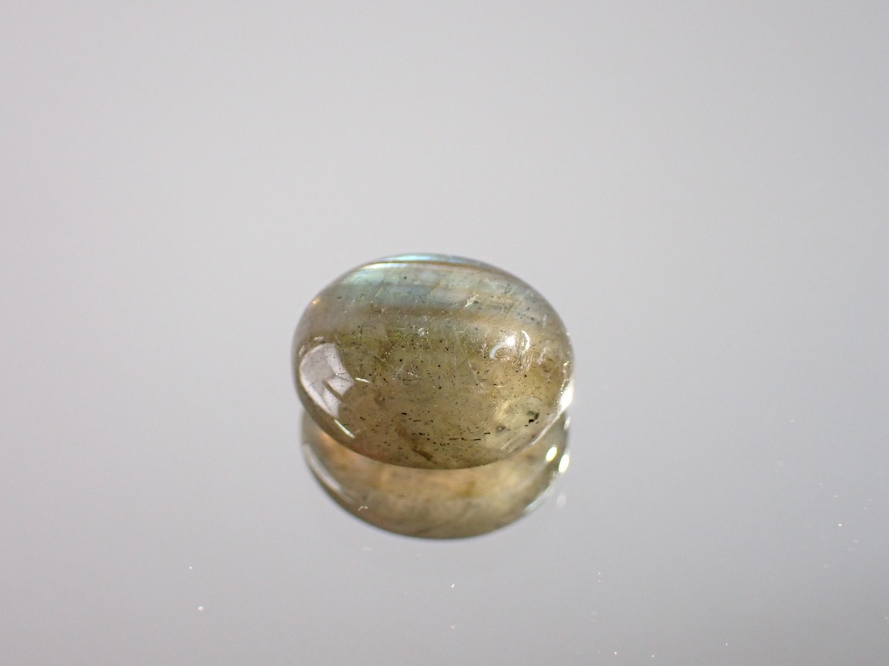 ラブラドライト　3.80ct　[C13‐709]