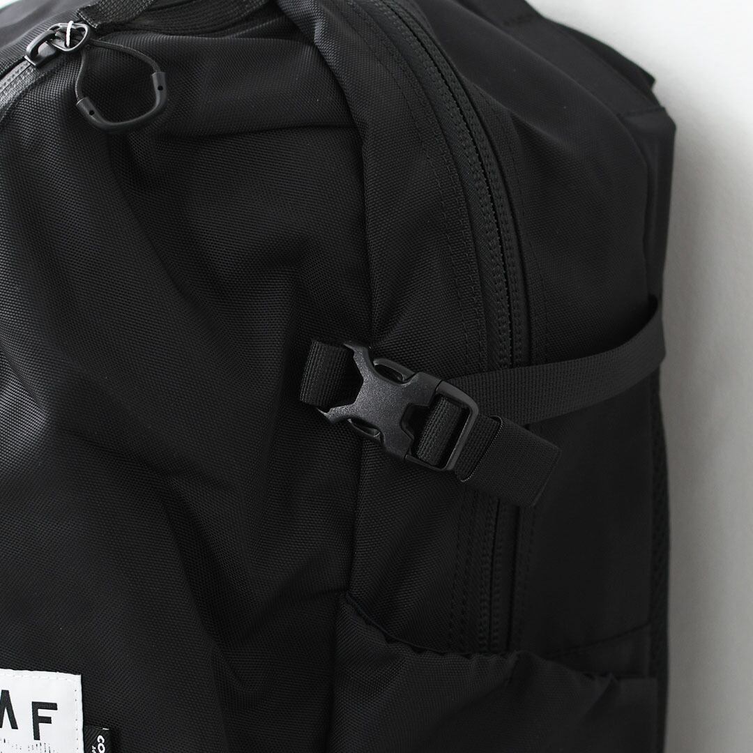 CMF OUTDOOR GARMENT [コムフィアウトドアガーメント] WEEKENDERZ