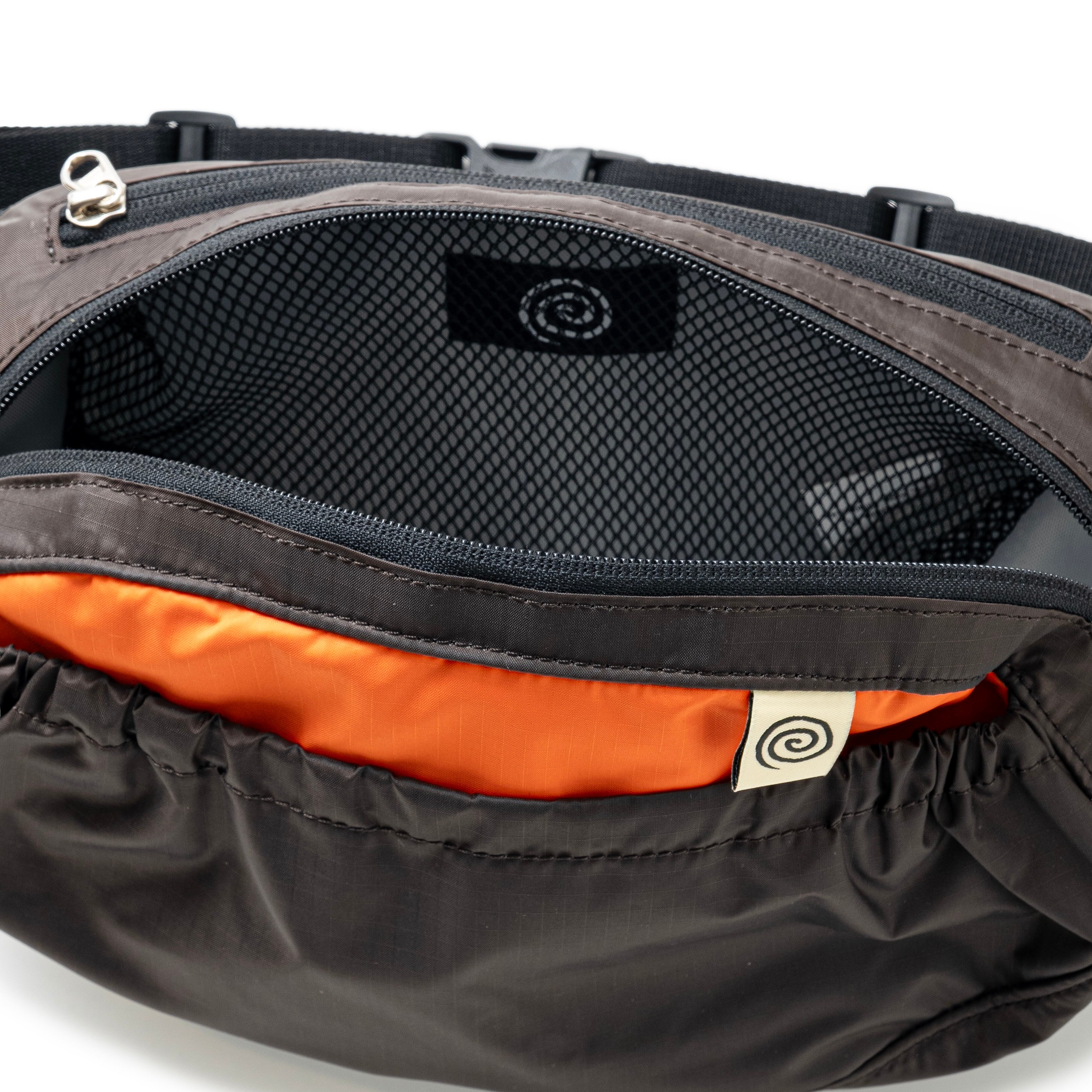 SOL Nylon Two-tone Waist Bag BROWN ブラウン SOL Nylon Two-tone Waist Bag (BROWN) | SO SHOP & HOSTEL NAKAMEGURO