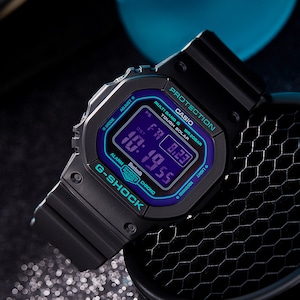 CASIO カシオ G-SHOCK G-ショック レトロスポーツテイスト 電波ソーラー スマートフォンリンク機能 GW-B5600BL-1 パープル×ブラック×グリーン メンズ 腕時計