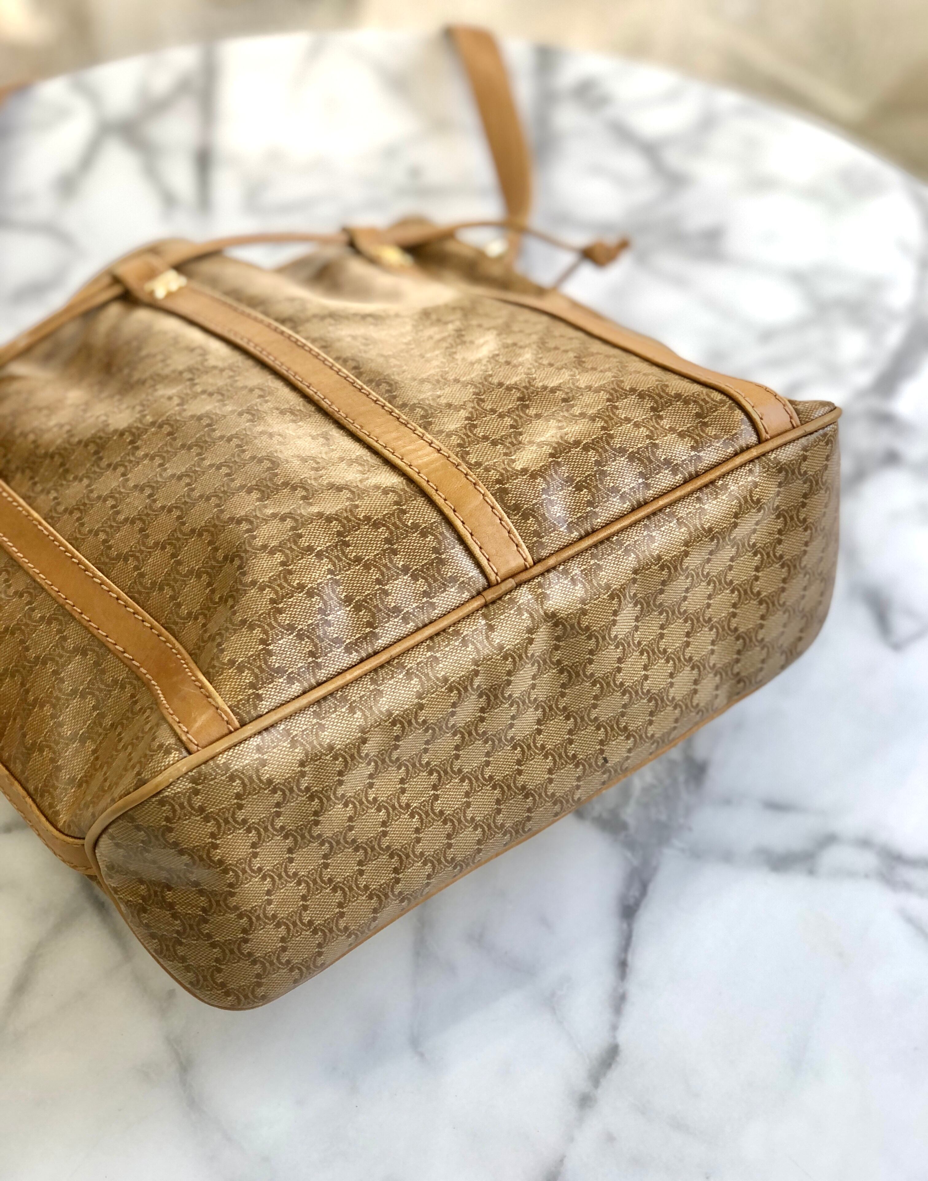 CELINE マカダム トリオンフ ブラゾン 巾着 斜め掛け ヴィンテージ ショルダーバッグ セリーヌ ショルダーバッグ 巾着 マカダム トリオンフ - メルカリ