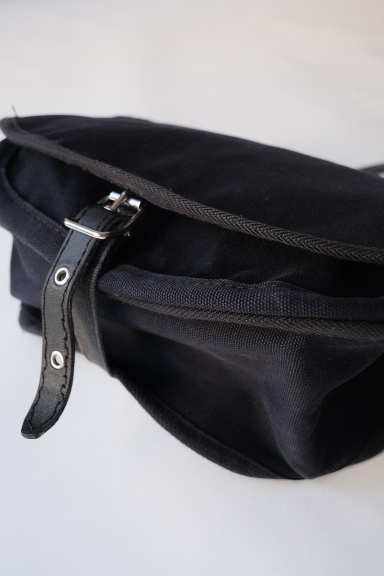 Marimekko  black canvas shoulder bag