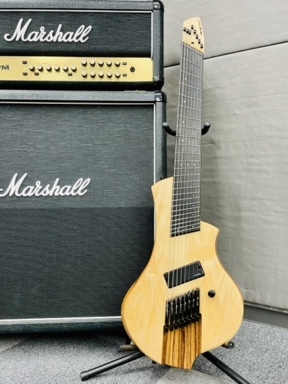 Strobe 8G gently disturbed Little Light Guitars