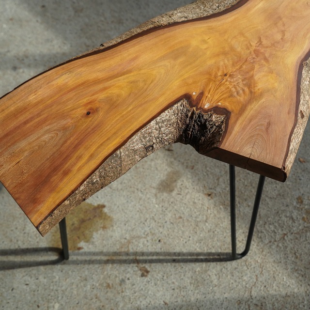 山桃のY字型 一枚板 ローテーブル（高さ・カラー変更無料）