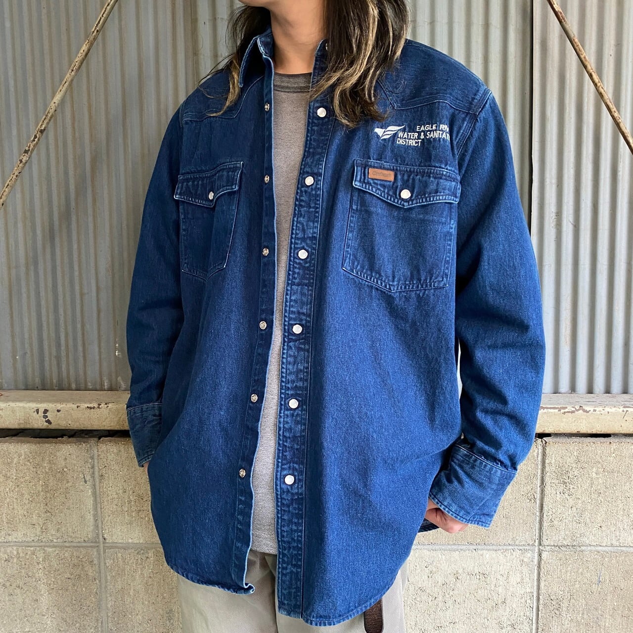 Carhartt カーハート 長袖 企業ロゴ刺繍 デニムシャツ メンズXL相当 