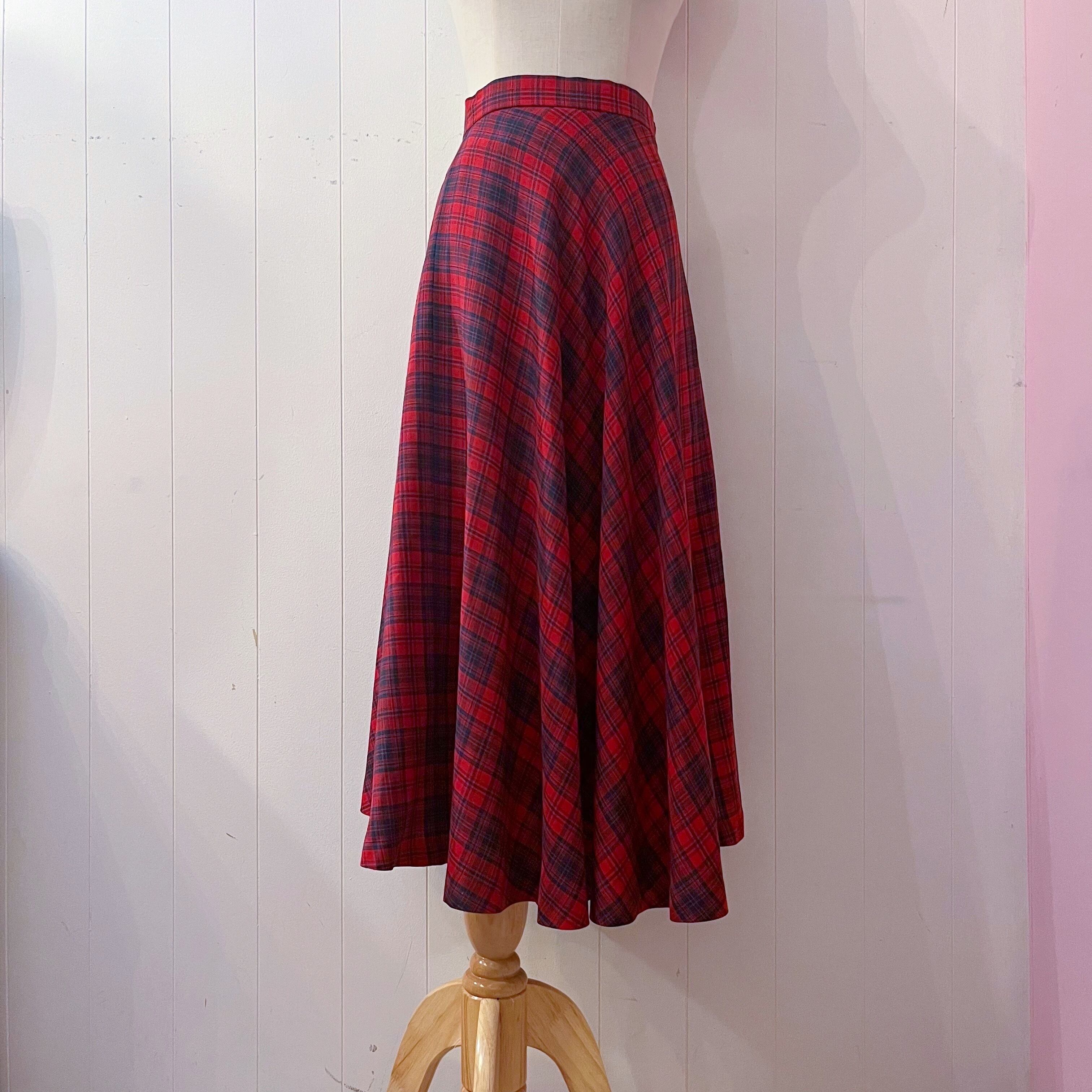 red navy check flare skirt