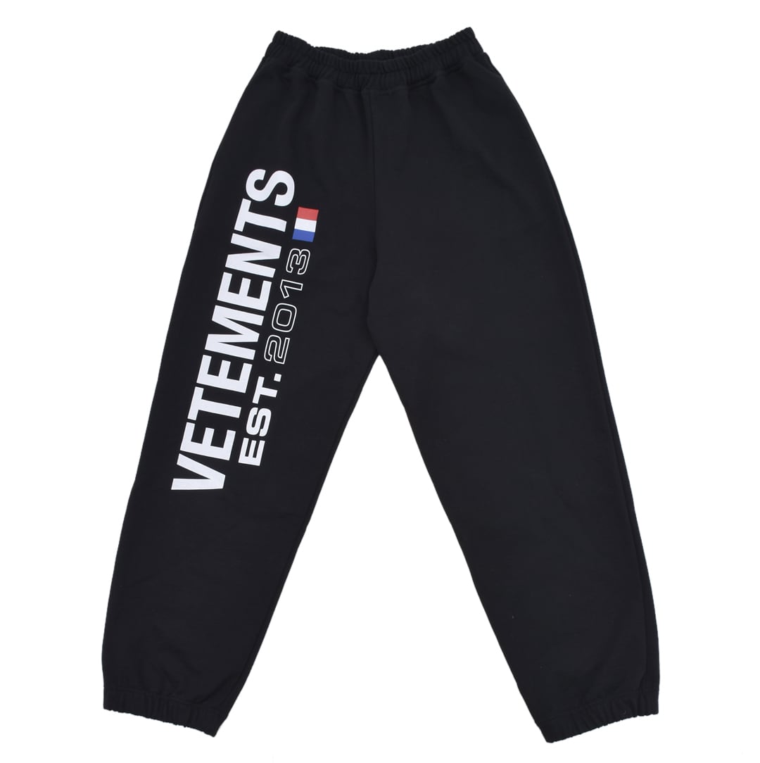 VETEMENTS】FLAG LOGO SWEATPANTS | AYIN