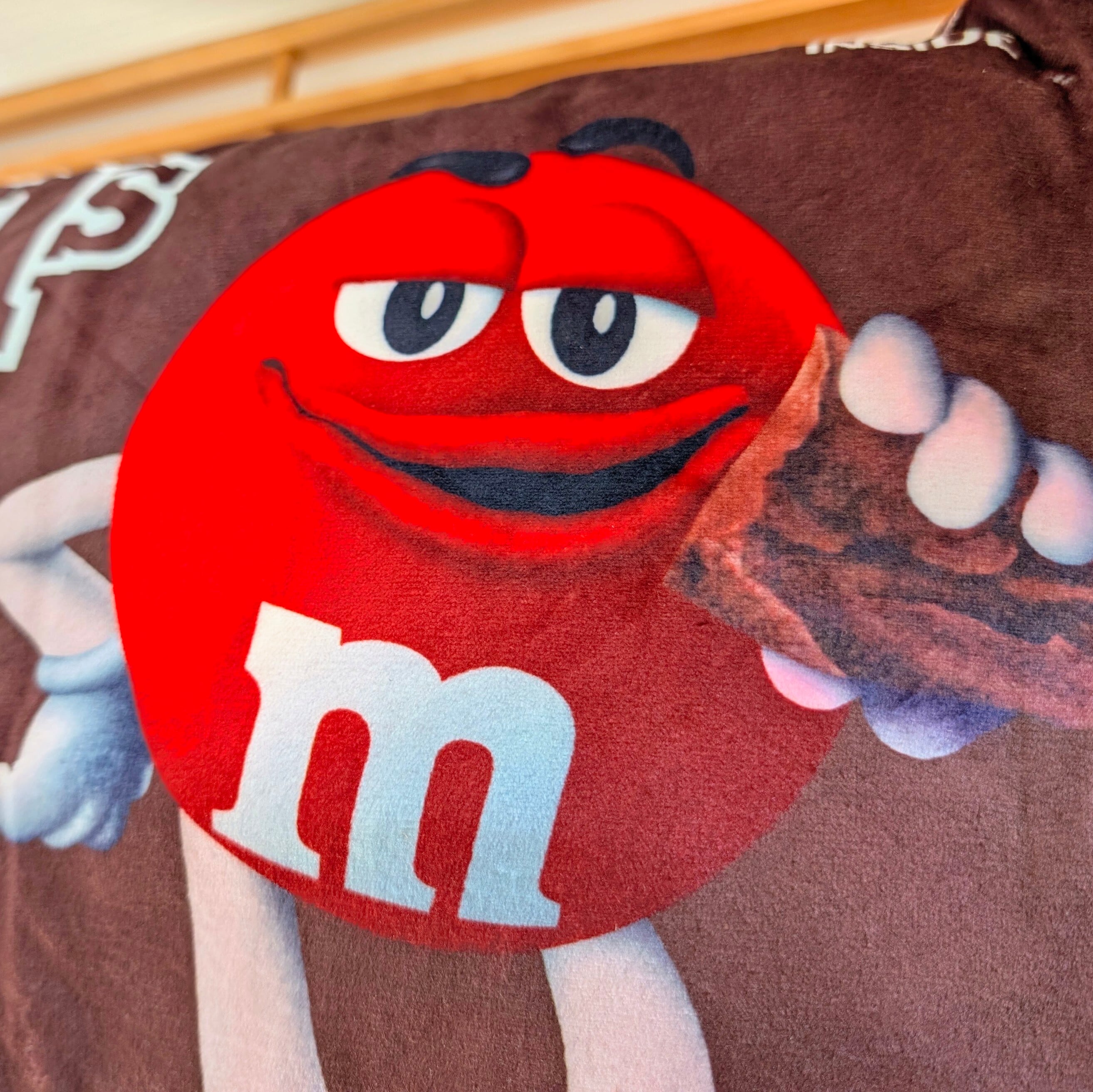 ✨️プレゼントで貰ったらめちゃ嬉しい♡✨️【 m&m's ( エムアンドエムズ ) 】 Snack Bag Plush Pillow Set / 5チョコレートプラッシュ in パッケージクッション〚アメリカン雑貨 アメトイ〛