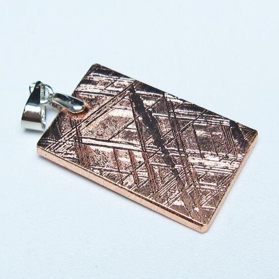 ギベオン ペンダント 隕石 メテオライト ピンクゴールド 一点物 おまかせ便 112-13504