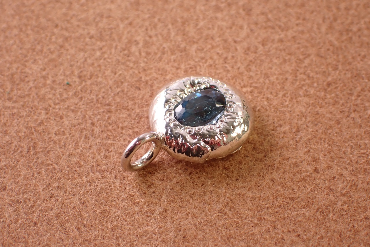 ロンドンブルートパーズペンダントトップ シルバー925 [D11‐103]