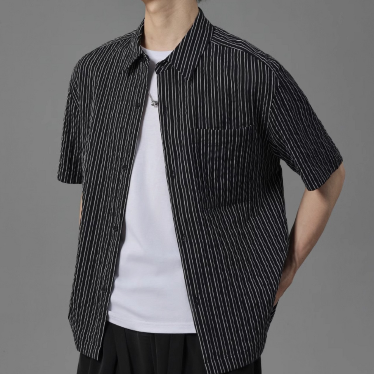 ピンストライプシワ加工半袖シャツ　0633