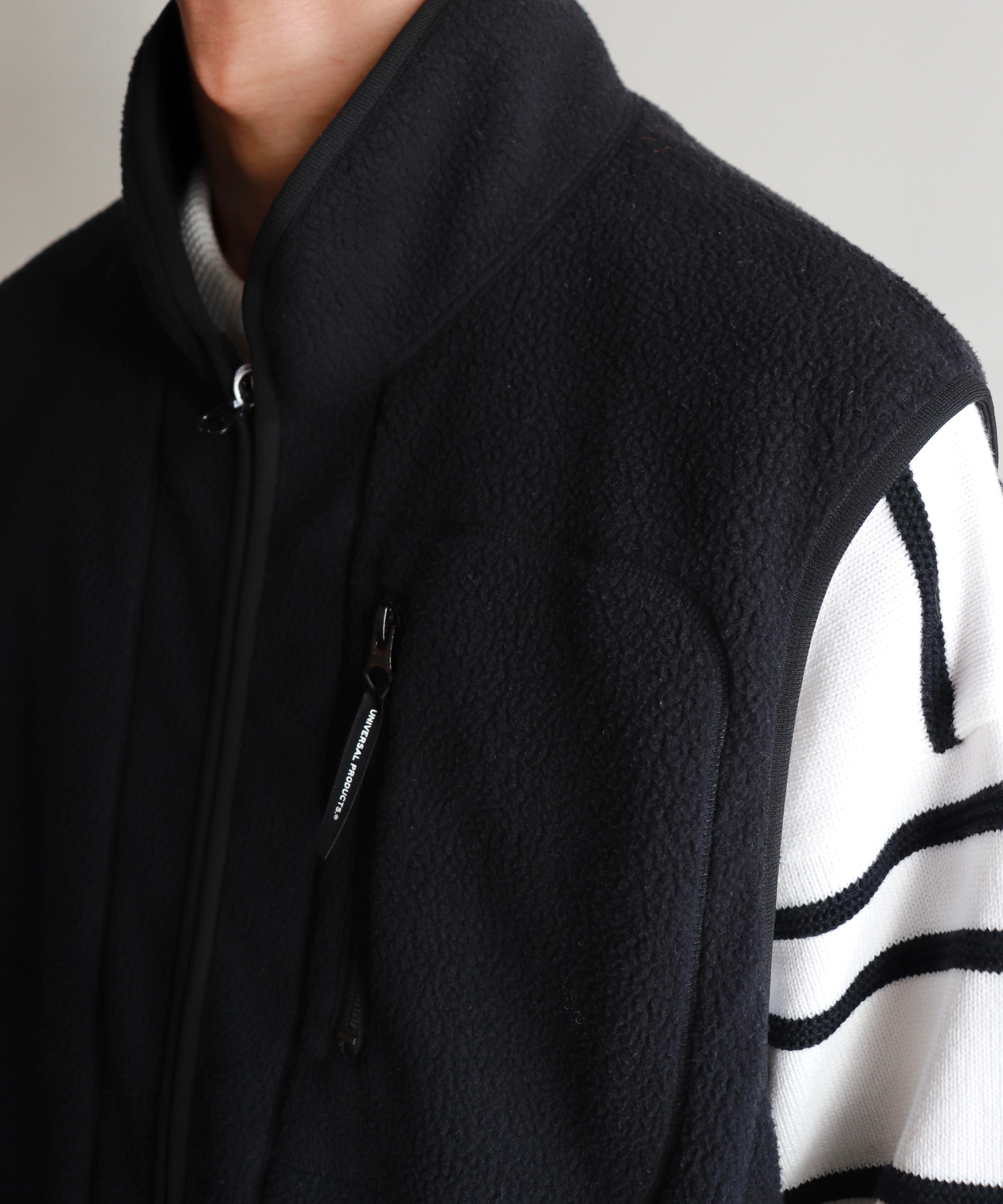 UNIVERSAL PRODUCTS. / 243-60104 POLARTEC FLEECE VEST (BLACK