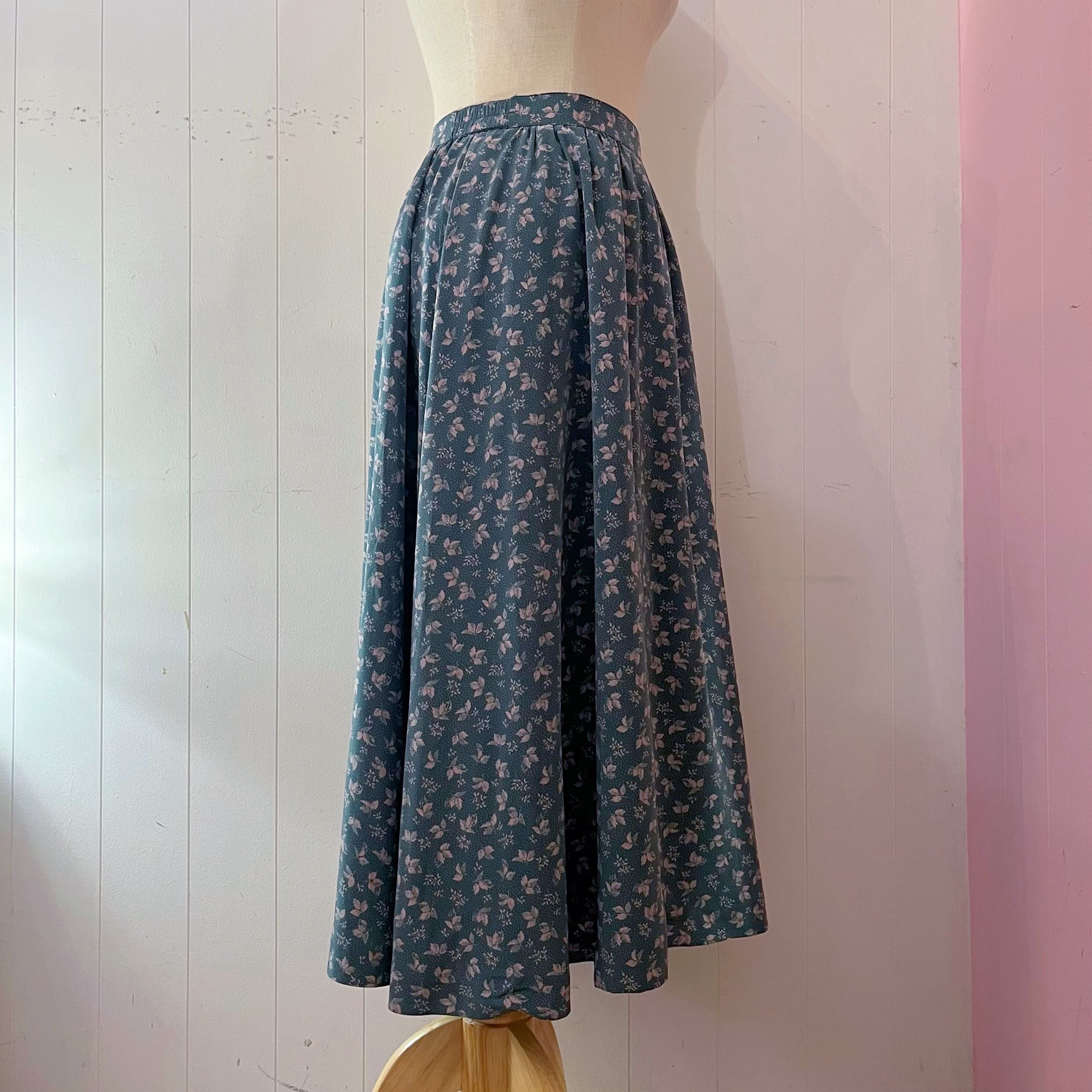 mini leaf green gather skirt