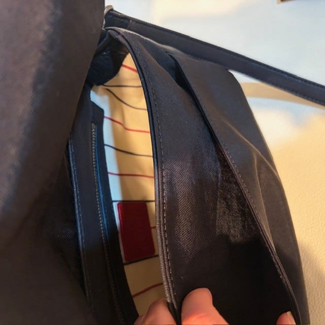 B.stuff　ショルダー付きハンドバッグ