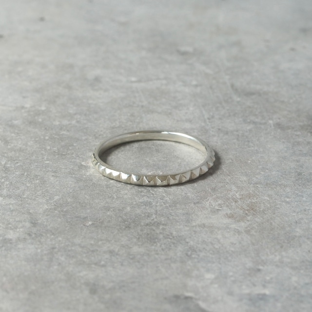 ［受注製作］Tiny studs ring