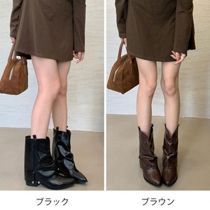 エンジニアブーツ レディース 秋冬 韓国 ウエスタン ショート ブーツ くしゅくしゅ ドレープ ルーズシルエット ポインテッドトゥ Vカット ベルト スタッズ レザー調 ローヒール 歩きやすい 美脚見え 脚長見え 大人 カジュアル お出かけ [LW-CGS019]