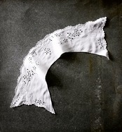 フランス 麻ローン リボンと空虚な花々と付け襟 アンティーク