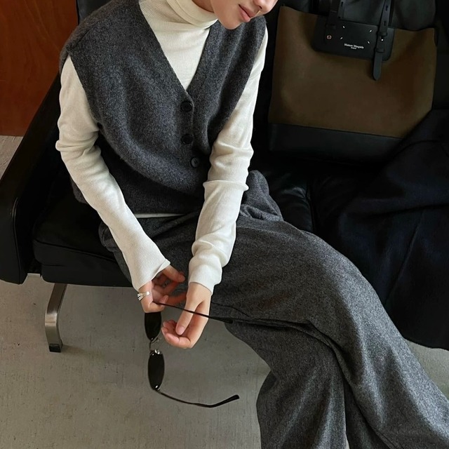 ボタン留め ワイド ニットベスト　YH9711