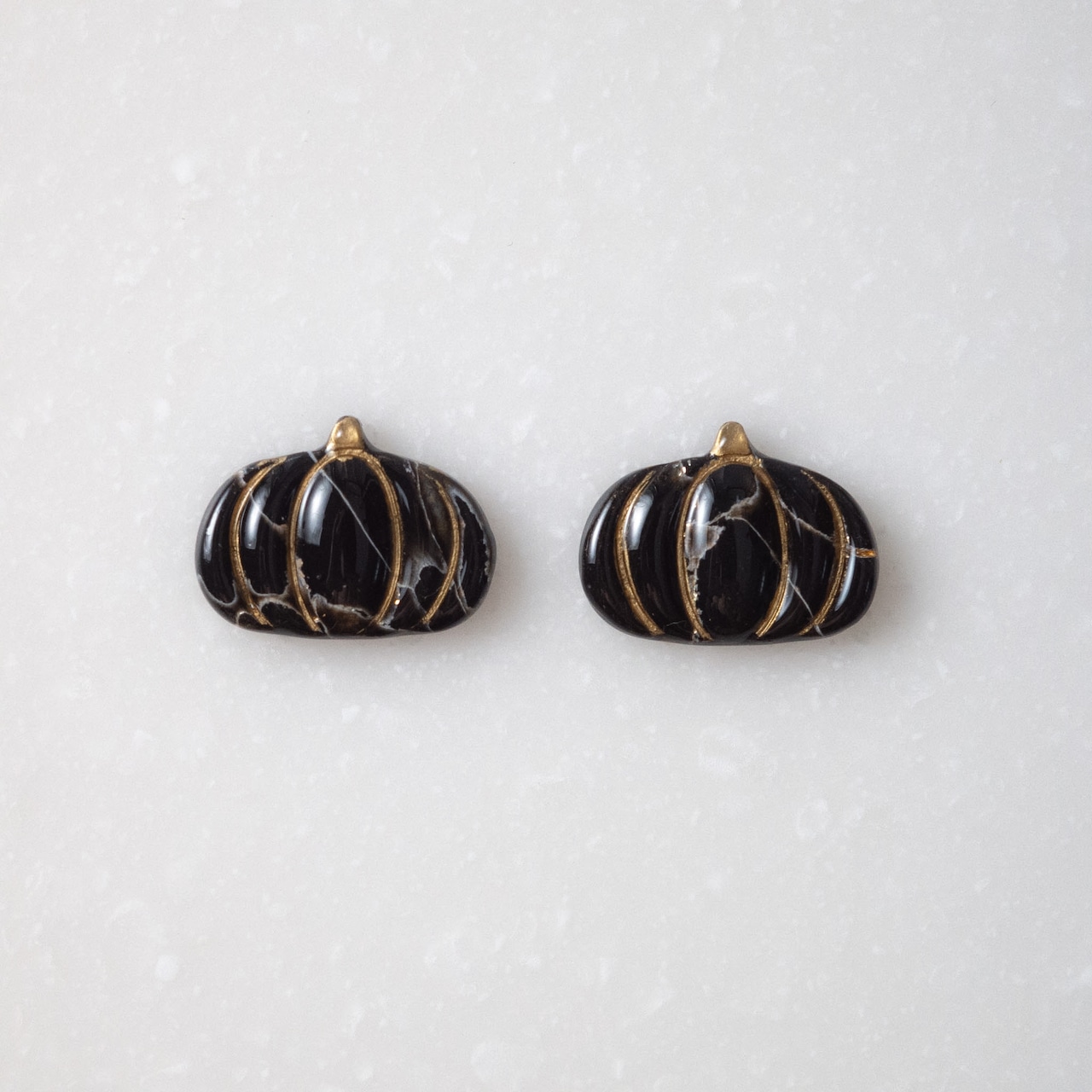 Tiny Pumpkins! : Onyx black