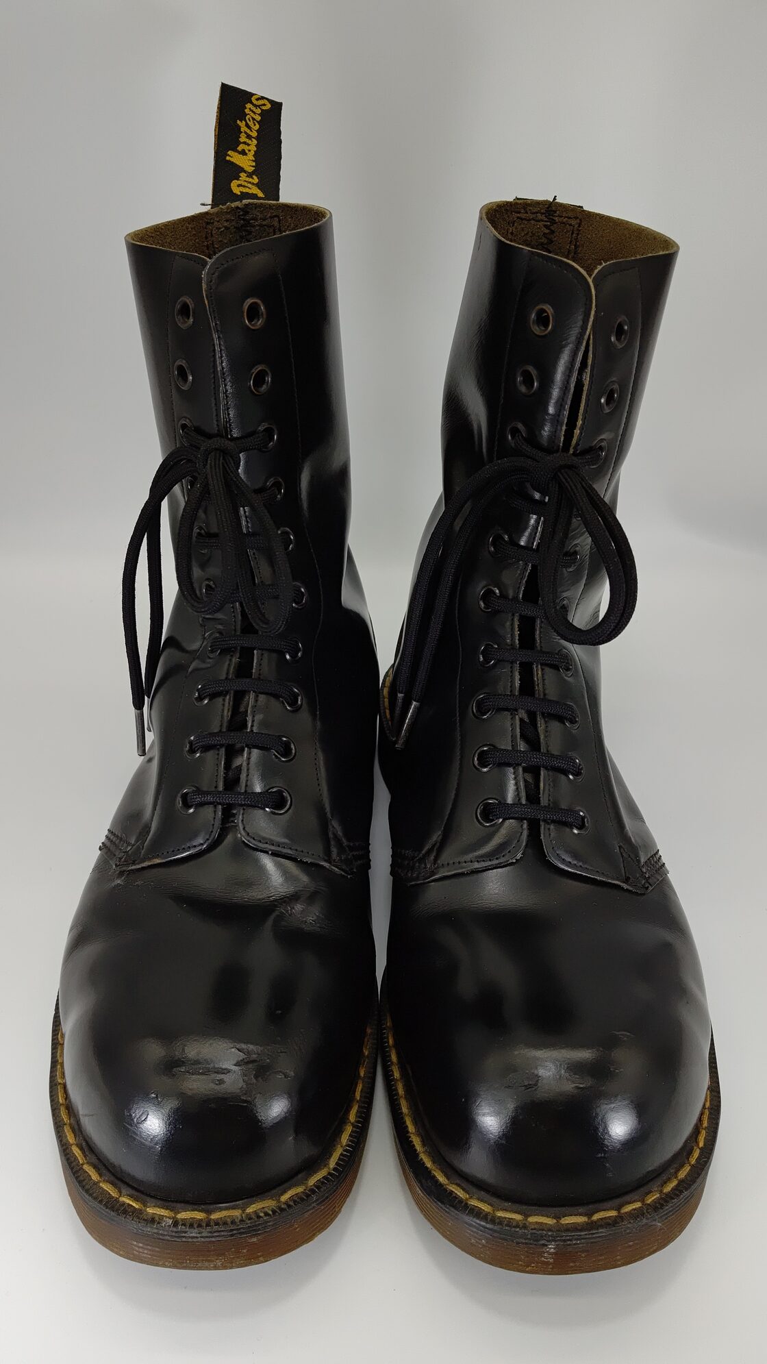 ホワイト社Dr.Martens 10ホール UK7 | Pay ID