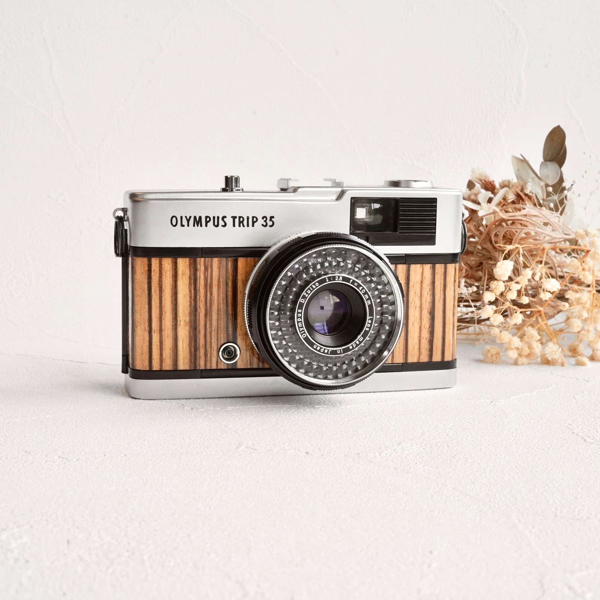 OLYMPUS TRIP 35 フィルムカメラ 水色 Olympus TRIP 35 <くすみブルー> | Contrail Camera