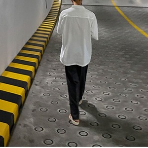 ルーズ開襟シンプル半袖シャツ　MT0080435