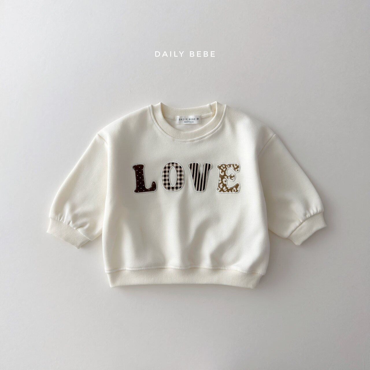 【取寄】Dailybebe ラブパッチトレーナー｜秋服｜韓国子供服｜26/AT