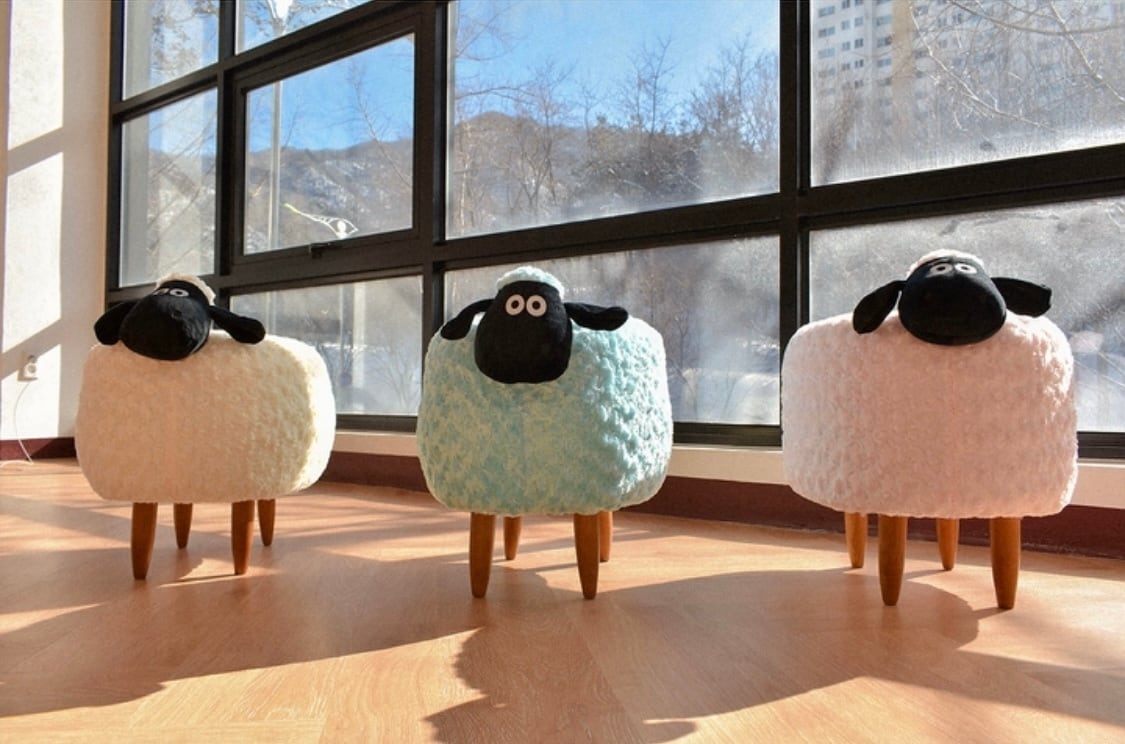 羊 スツール 北欧 羊の形のファースツール アクタス 子羊とペア! 羊 スツール 北欧 羊の形のファースツール アクタス 子羊とペア