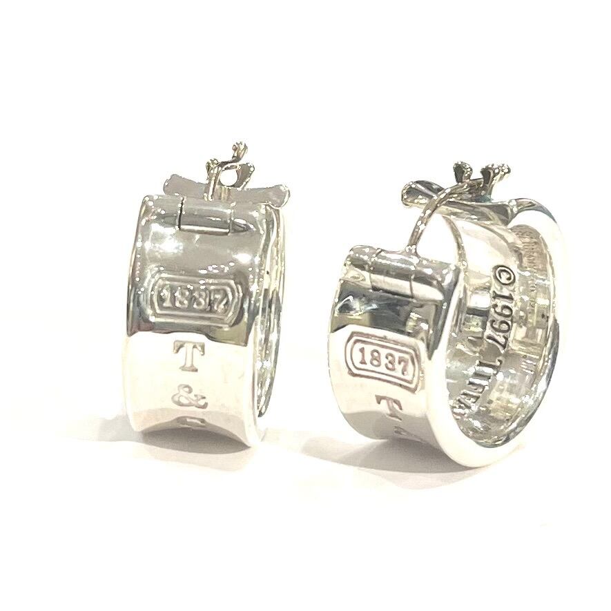 希少【TIFFANY&CO.】【ピアス】2596 T&CO SV925／1997刻印／重厚感ある