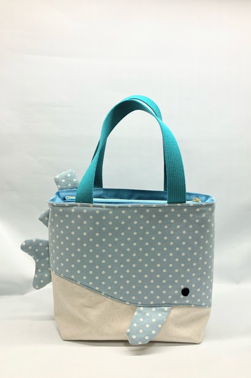 ジンベエザメ  トートバッグ　帆布｜とりさん工房ーかわいいハンドメイドポーチ