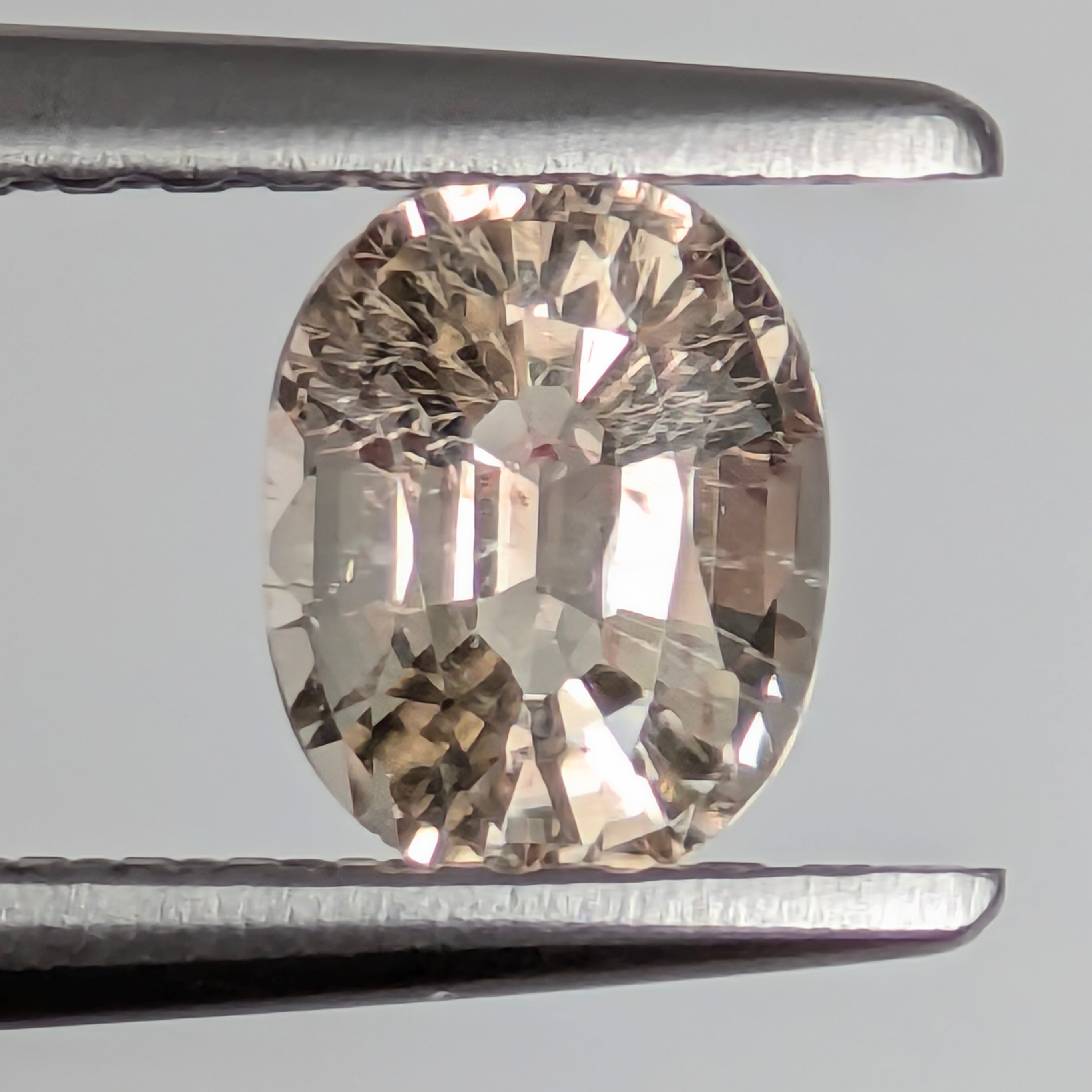 トルマリンルース【0.63ct】PRO208670 | Gem's Subculture