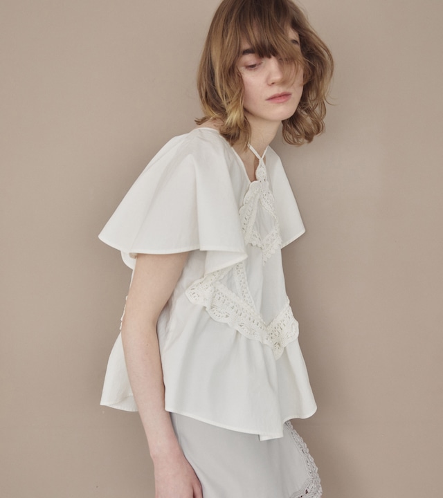 Square crochet edging top / C/♯white